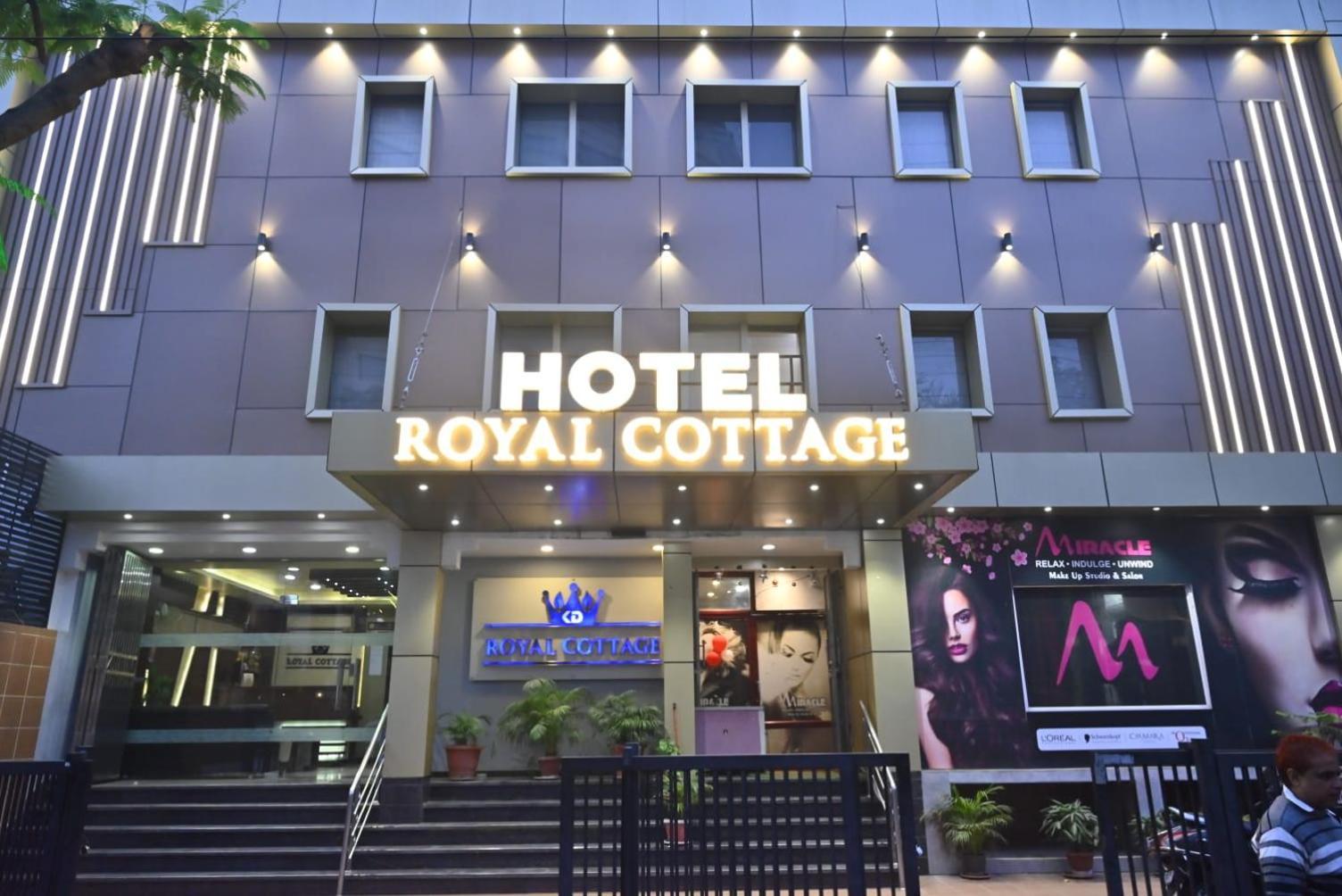 Hotel Royal Cottage Kanpur Exteriör bild